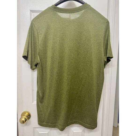 Men’s The Nike Tee Dri-Fit in Green - Size XL - Picture 6 of 10